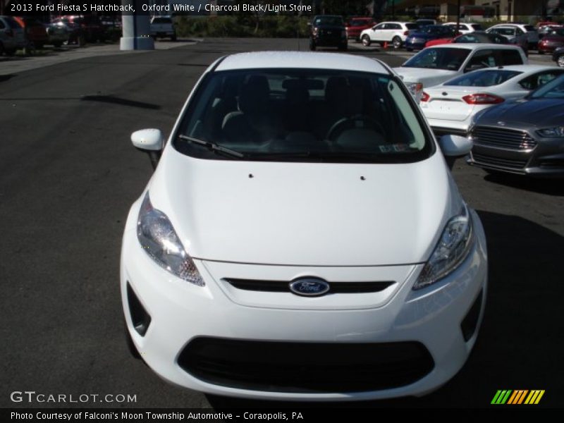 Oxford White / Charcoal Black/Light Stone 2013 Ford Fiesta S Hatchback
