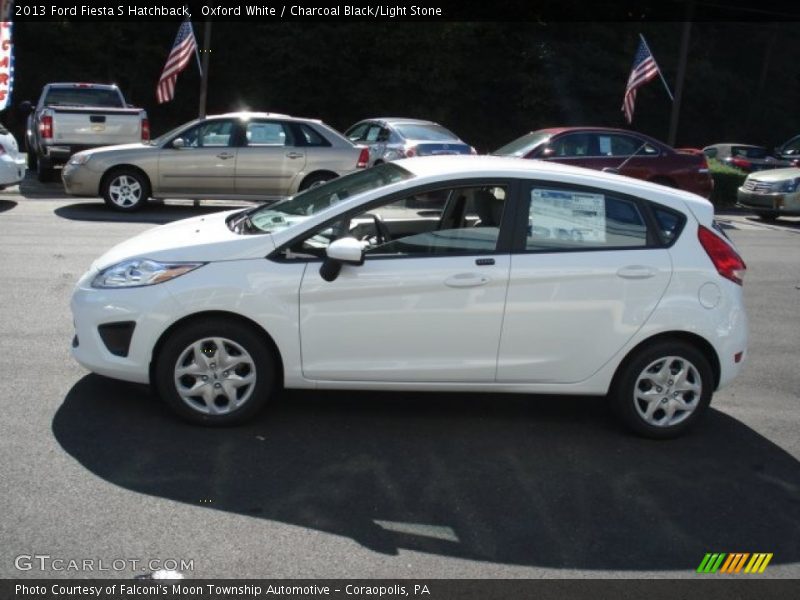 Oxford White / Charcoal Black/Light Stone 2013 Ford Fiesta S Hatchback