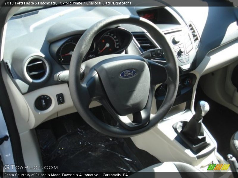 Oxford White / Charcoal Black/Light Stone 2013 Ford Fiesta S Hatchback