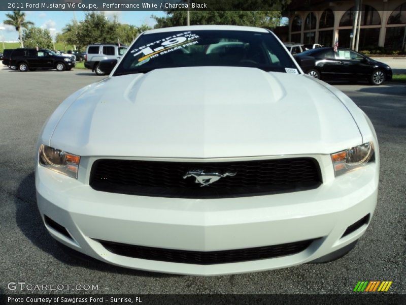 Performance White / Charcoal Black 2011 Ford Mustang V6 Coupe
