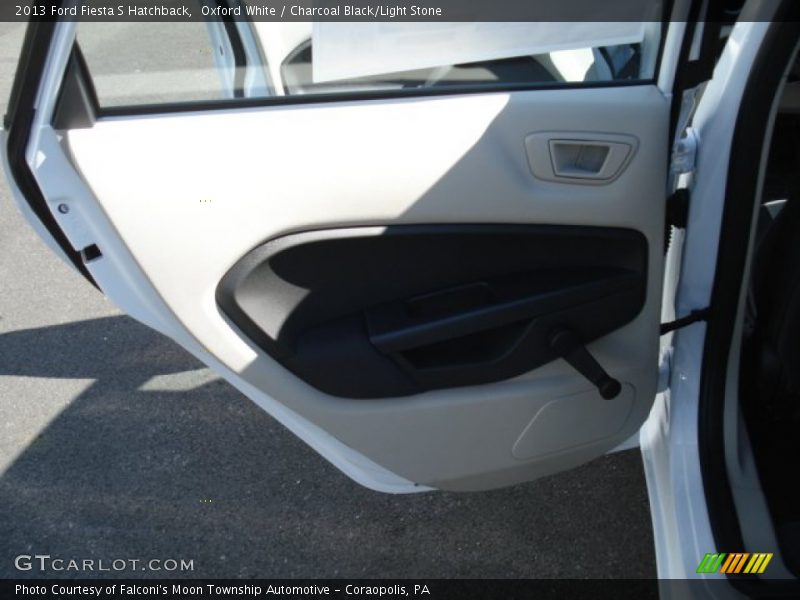 Oxford White / Charcoal Black/Light Stone 2013 Ford Fiesta S Hatchback