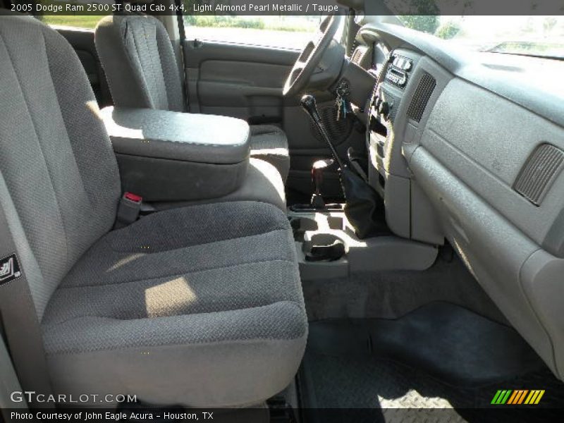 Light Almond Pearl Metallic / Taupe 2005 Dodge Ram 2500 ST Quad Cab 4x4