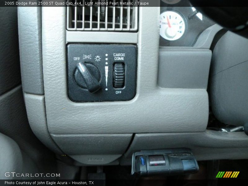 Light Almond Pearl Metallic / Taupe 2005 Dodge Ram 2500 ST Quad Cab 4x4