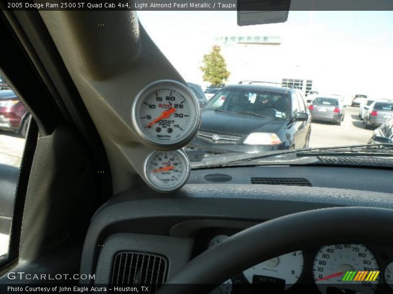 Light Almond Pearl Metallic / Taupe 2005 Dodge Ram 2500 ST Quad Cab 4x4