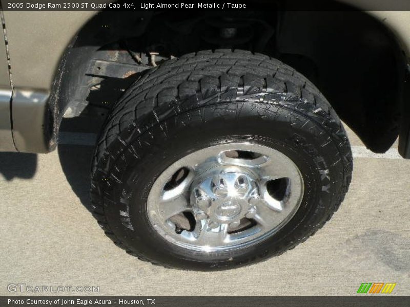 Light Almond Pearl Metallic / Taupe 2005 Dodge Ram 2500 ST Quad Cab 4x4