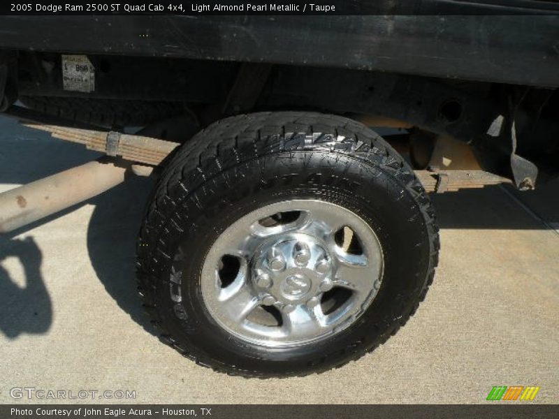 Light Almond Pearl Metallic / Taupe 2005 Dodge Ram 2500 ST Quad Cab 4x4