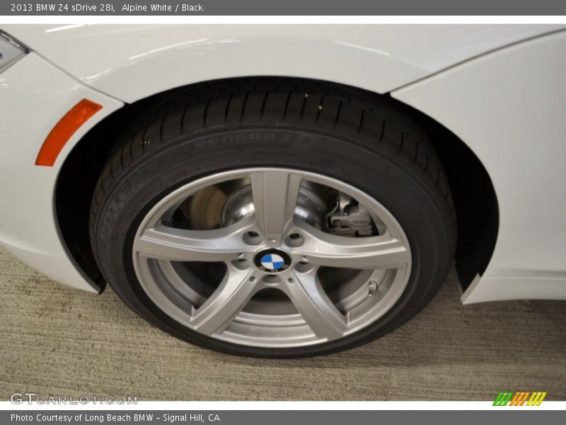 Alpine White / Black 2013 BMW Z4 sDrive 28i