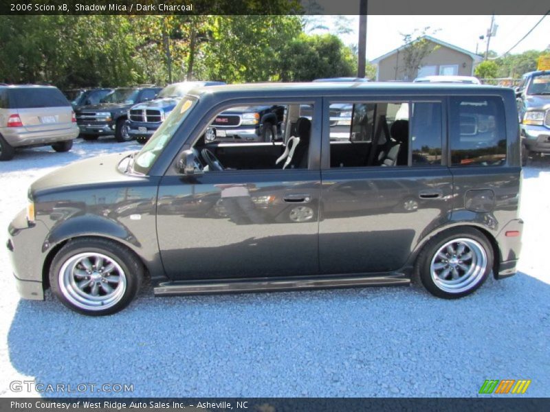 Shadow Mica / Dark Charcoal 2006 Scion xB