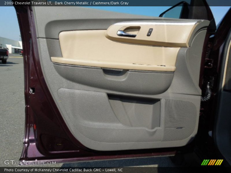 Door Panel of 2009 Traverse LT