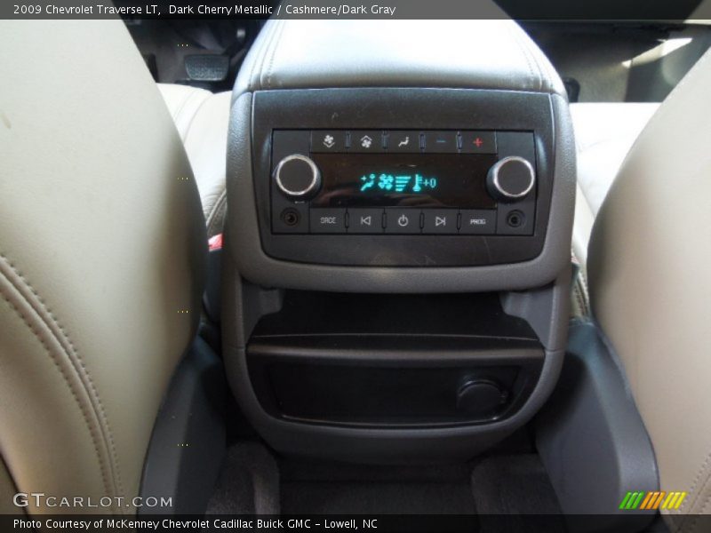 Dark Cherry Metallic / Cashmere/Dark Gray 2009 Chevrolet Traverse LT