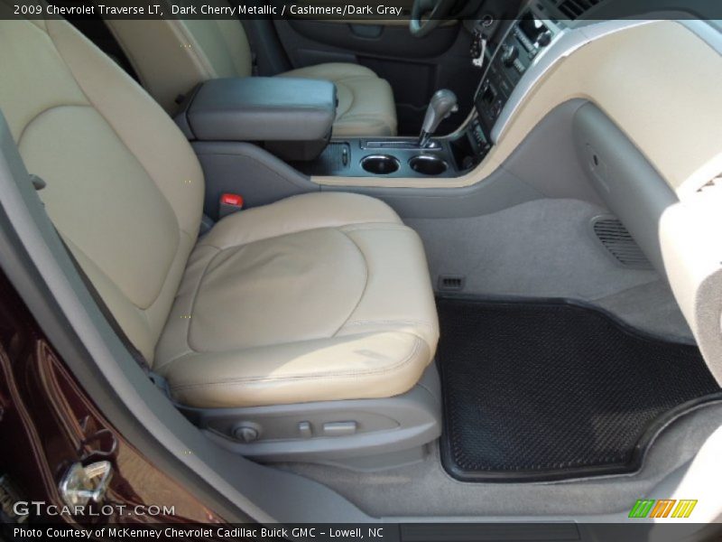Dark Cherry Metallic / Cashmere/Dark Gray 2009 Chevrolet Traverse LT