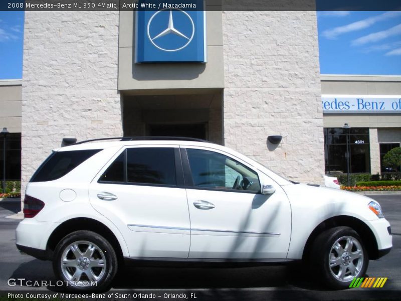 Arctic White / Macadamia 2008 Mercedes-Benz ML 350 4Matic