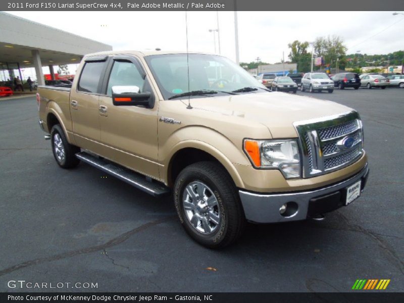 Front 3/4 View of 2011 F150 Lariat SuperCrew 4x4