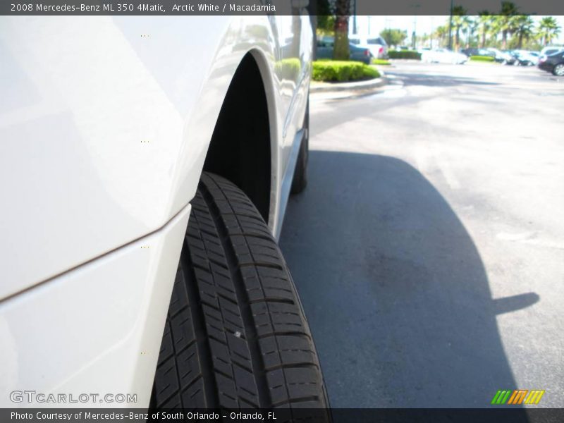 Arctic White / Macadamia 2008 Mercedes-Benz ML 350 4Matic