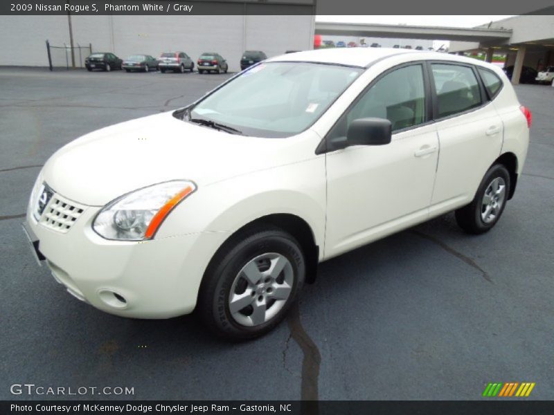 Phantom White / Gray 2009 Nissan Rogue S