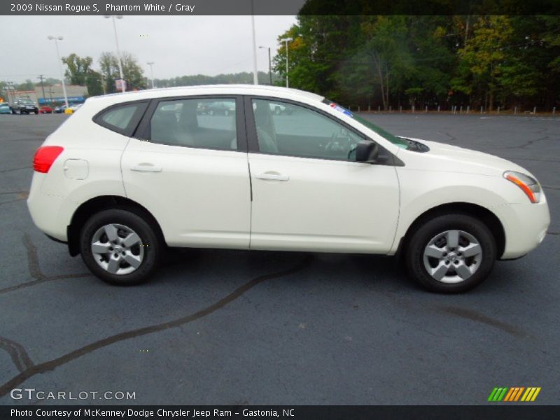 Phantom White / Gray 2009 Nissan Rogue S