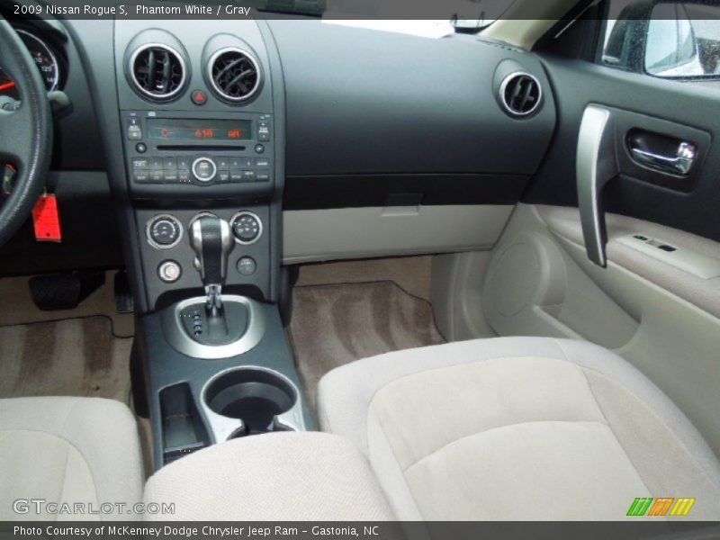 Phantom White / Gray 2009 Nissan Rogue S