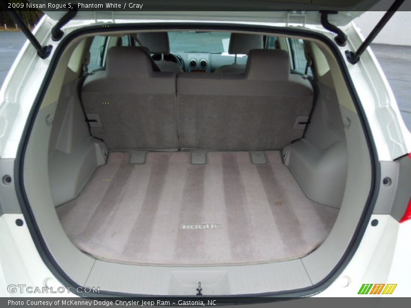 Phantom White / Gray 2009 Nissan Rogue S