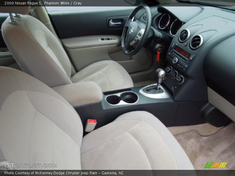 Phantom White / Gray 2009 Nissan Rogue S
