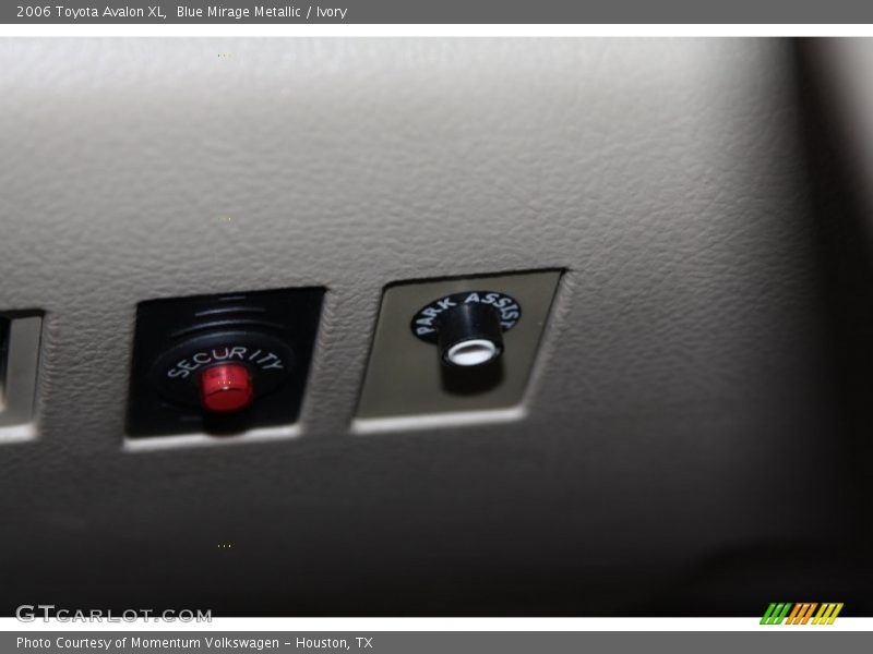Blue Mirage Metallic / Ivory 2006 Toyota Avalon XL