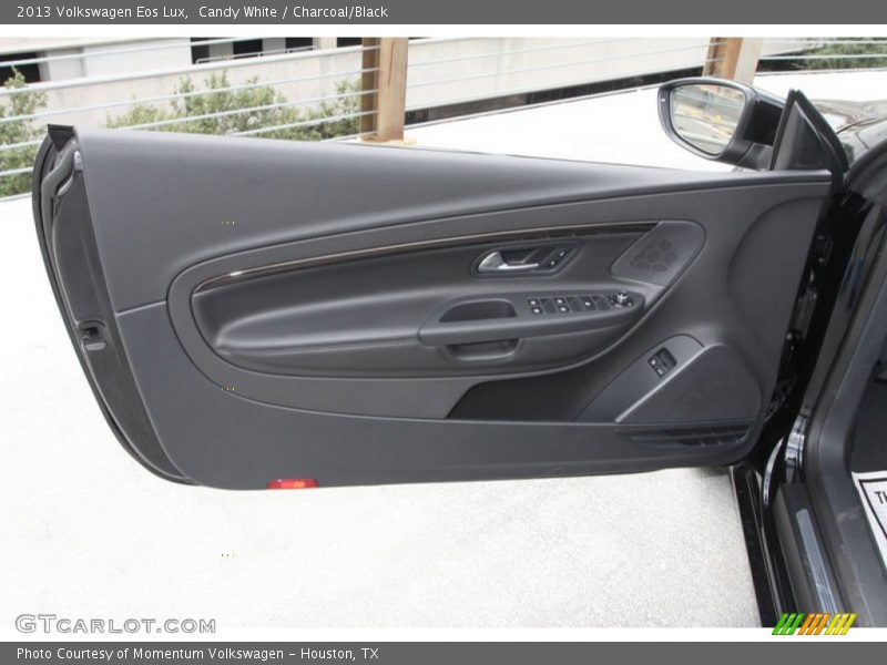 Candy White / Charcoal/Black 2013 Volkswagen Eos Lux