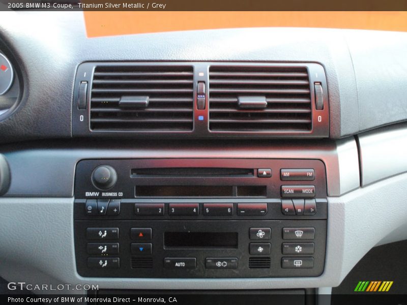 Controls of 2005 M3 Coupe