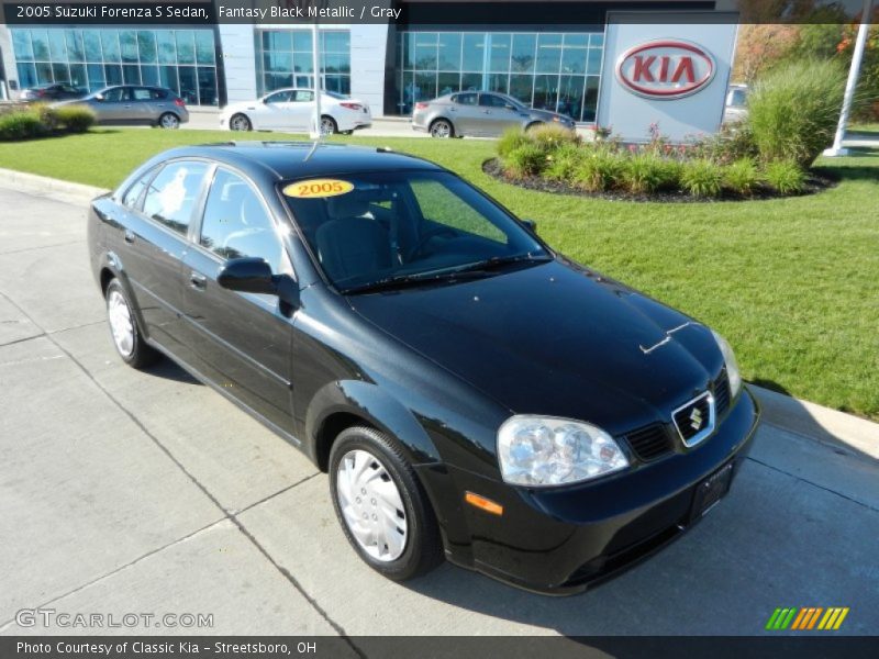 Fantasy Black Metallic / Gray 2005 Suzuki Forenza S Sedan