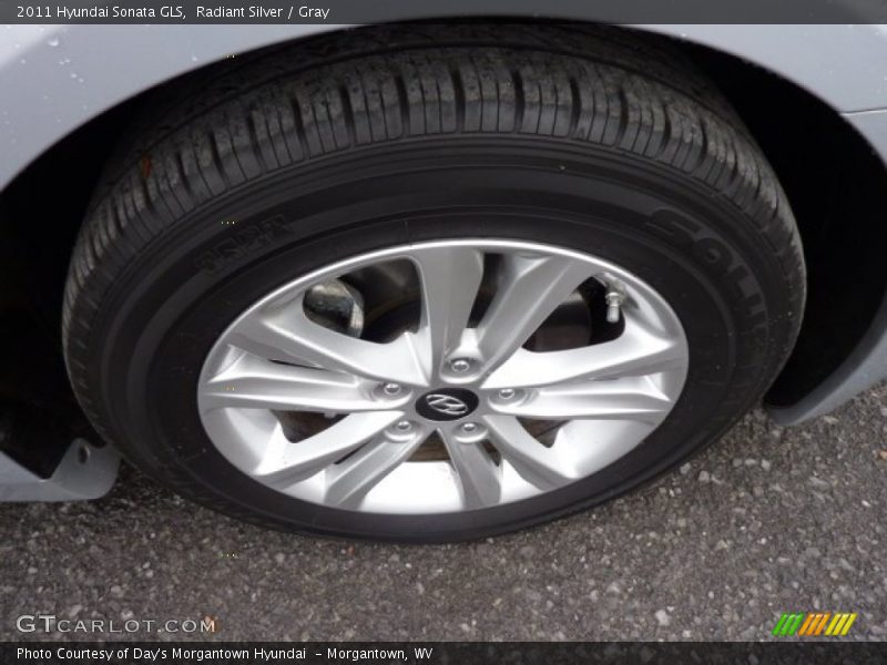 Radiant Silver / Gray 2011 Hyundai Sonata GLS