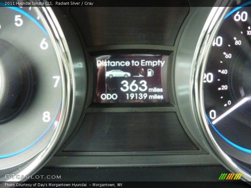 Radiant Silver / Gray 2011 Hyundai Sonata GLS