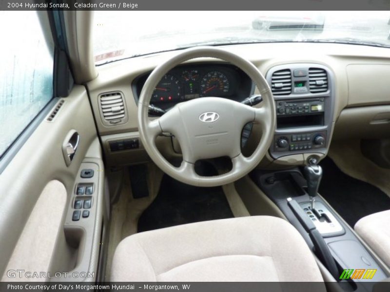 Celadon Green / Beige 2004 Hyundai Sonata