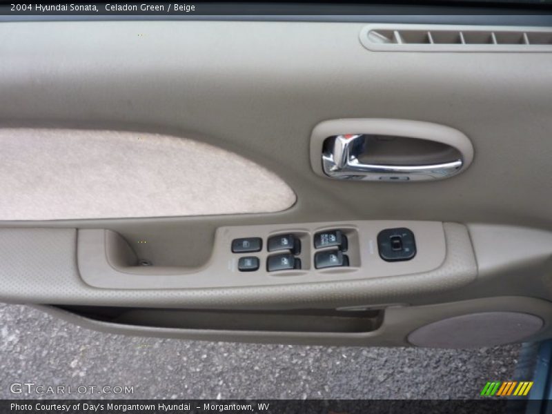Celadon Green / Beige 2004 Hyundai Sonata