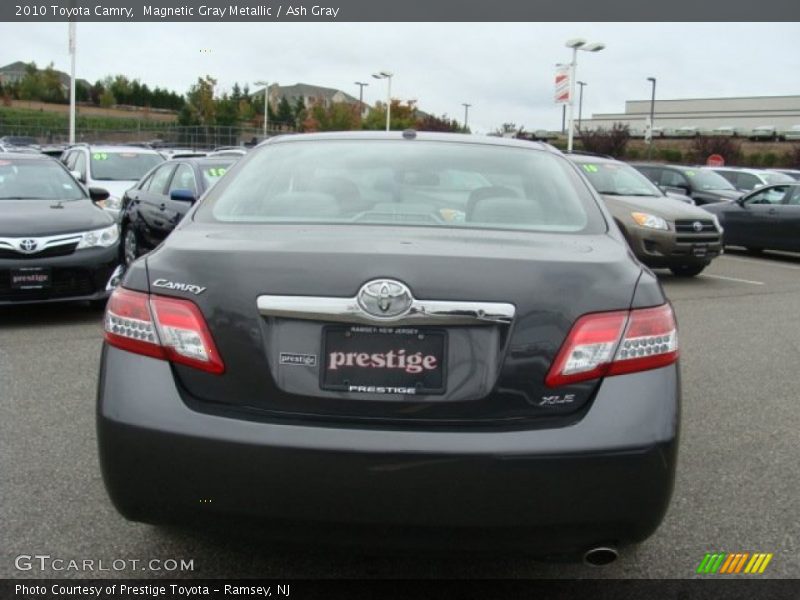 Magnetic Gray Metallic / Ash Gray 2010 Toyota Camry