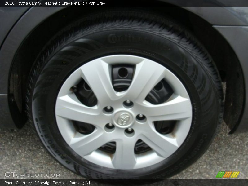 Magnetic Gray Metallic / Ash Gray 2010 Toyota Camry