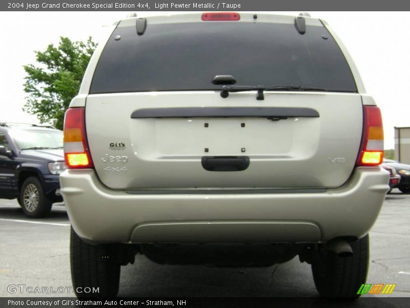 Light Pewter Metallic / Taupe 2004 Jeep Grand Cherokee Special Edition 4x4