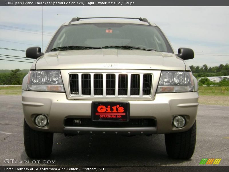 Light Pewter Metallic / Taupe 2004 Jeep Grand Cherokee Special Edition 4x4