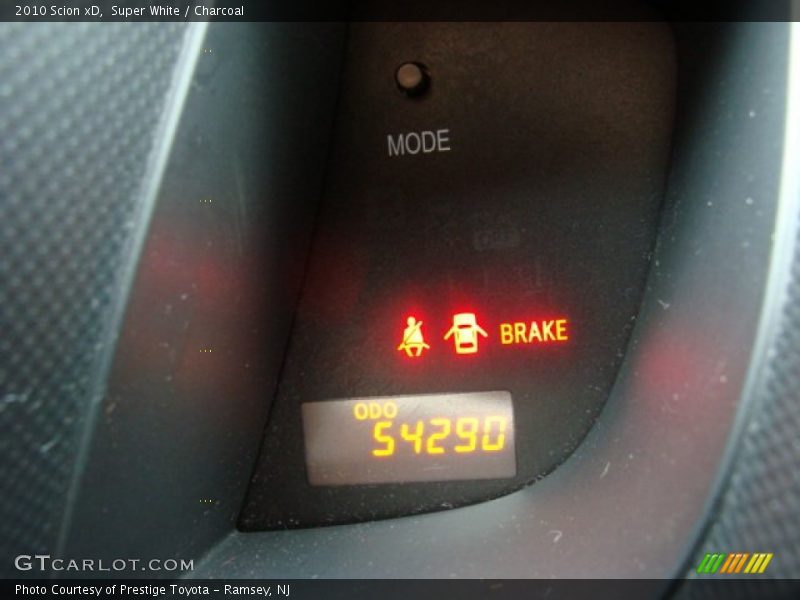 Super White / Charcoal 2010 Scion xD