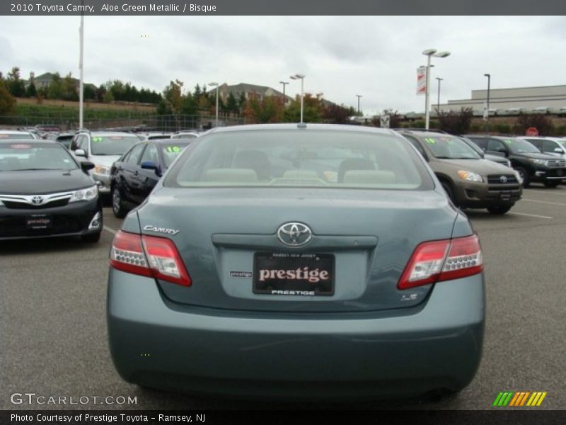 Aloe Green Metallic / Bisque 2010 Toyota Camry