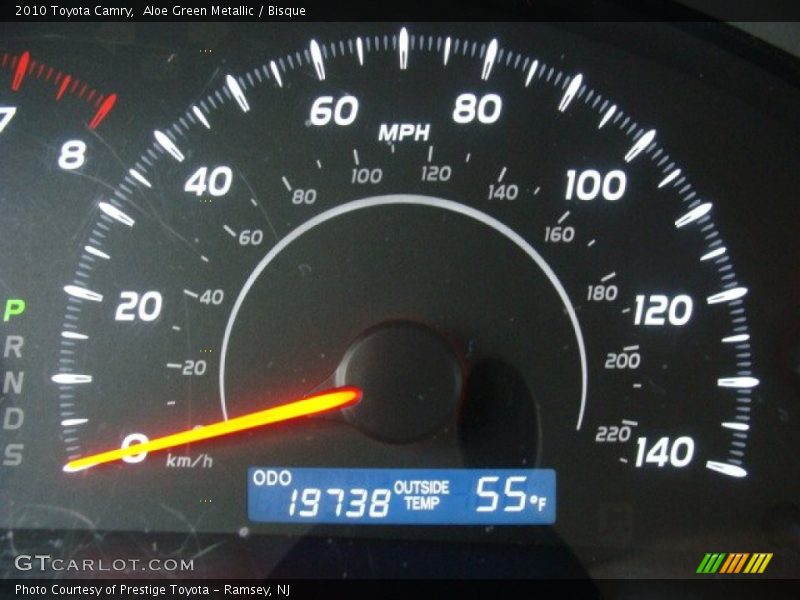 Aloe Green Metallic / Bisque 2010 Toyota Camry