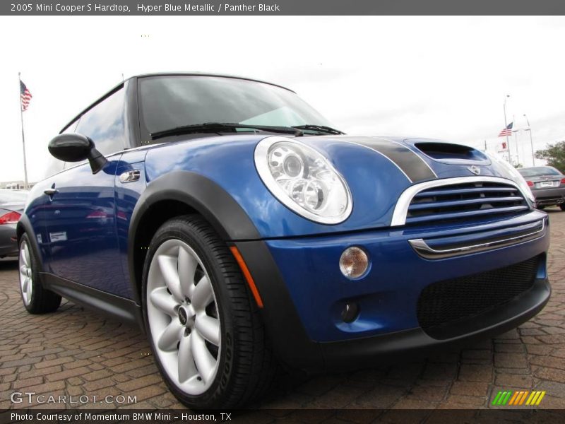 Hyper Blue Metallic / Panther Black 2005 Mini Cooper S Hardtop