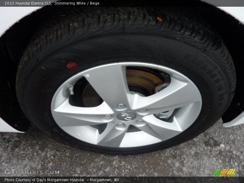 Shimmering White / Beige 2013 Hyundai Elantra GLS