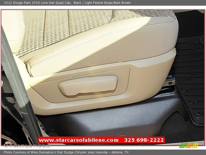 Black / Light Pebble Beige/Bark Brown 2012 Dodge Ram 1500 Lone Star Quad Cab