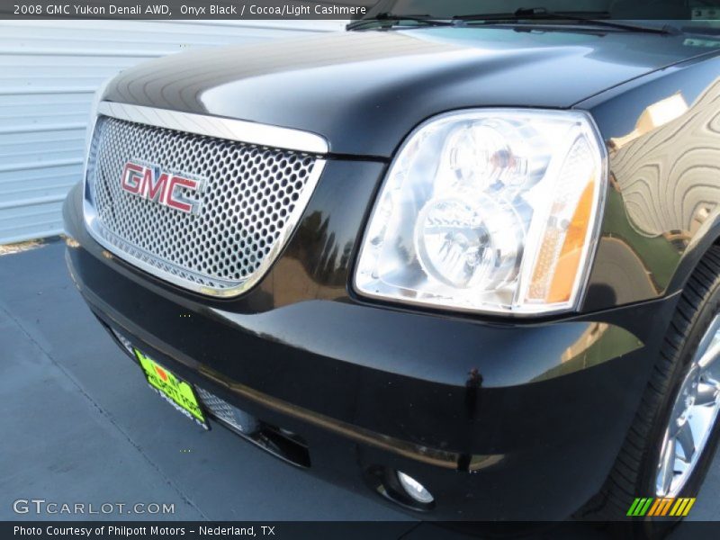 Onyx Black / Cocoa/Light Cashmere 2008 GMC Yukon Denali AWD