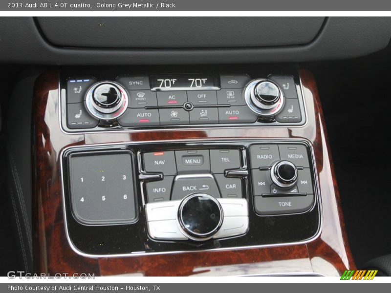 Controls of 2013 A8 L 4.0T quattro