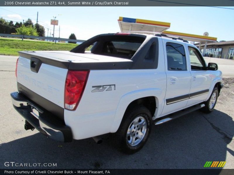 Summit White / Gray/Dark Charcoal 2006 Chevrolet Avalanche Z71 4x4