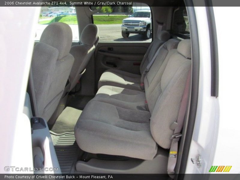 Summit White / Gray/Dark Charcoal 2006 Chevrolet Avalanche Z71 4x4