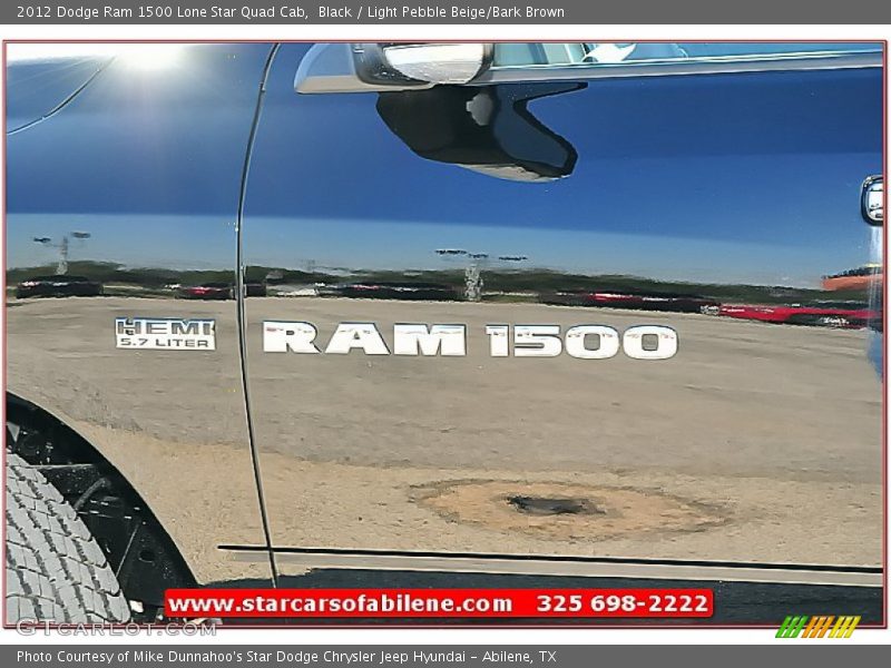 Black / Light Pebble Beige/Bark Brown 2012 Dodge Ram 1500 Lone Star Quad Cab