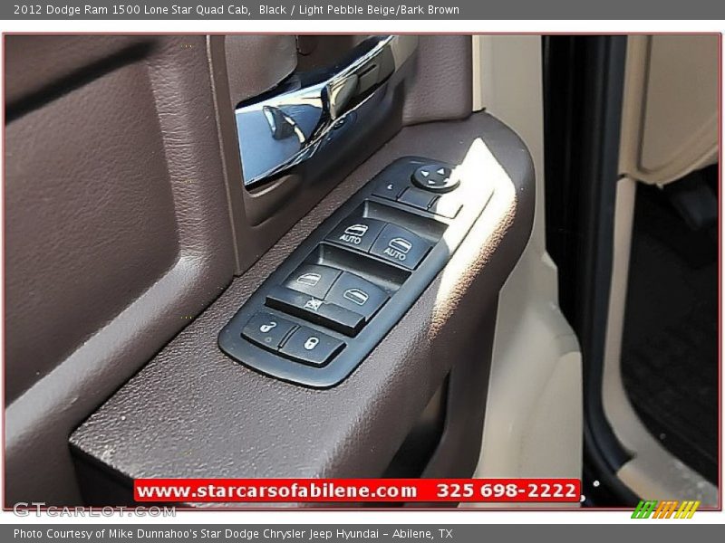 Black / Light Pebble Beige/Bark Brown 2012 Dodge Ram 1500 Lone Star Quad Cab