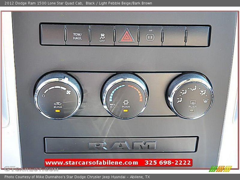 Black / Light Pebble Beige/Bark Brown 2012 Dodge Ram 1500 Lone Star Quad Cab