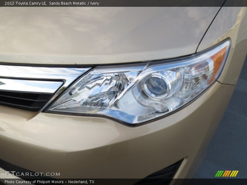 Sandy Beach Metallic / Ivory 2012 Toyota Camry LE