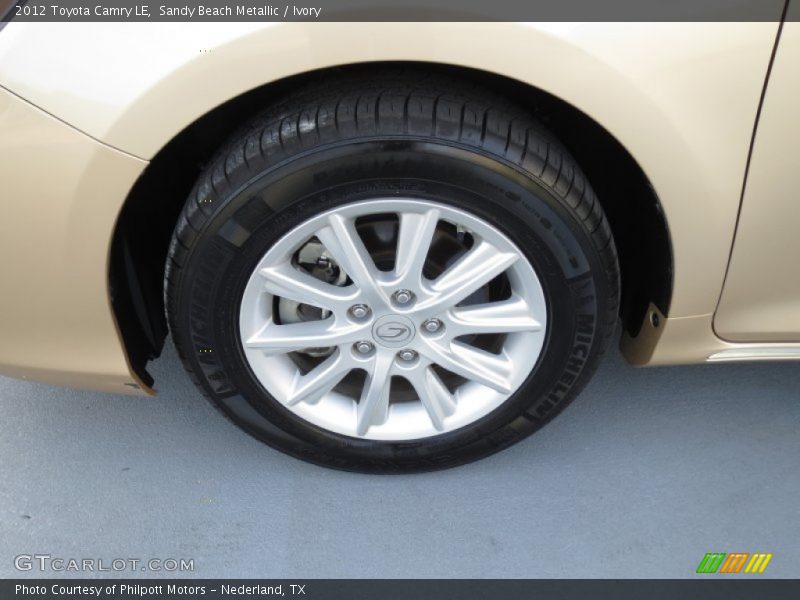 Sandy Beach Metallic / Ivory 2012 Toyota Camry LE